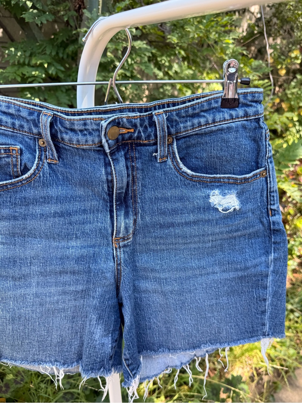 Universal Thread Blue Distressed Cutoff Jean Shorts